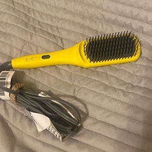 Dry Bar : The Brush Crush Heated Straightening Brush
